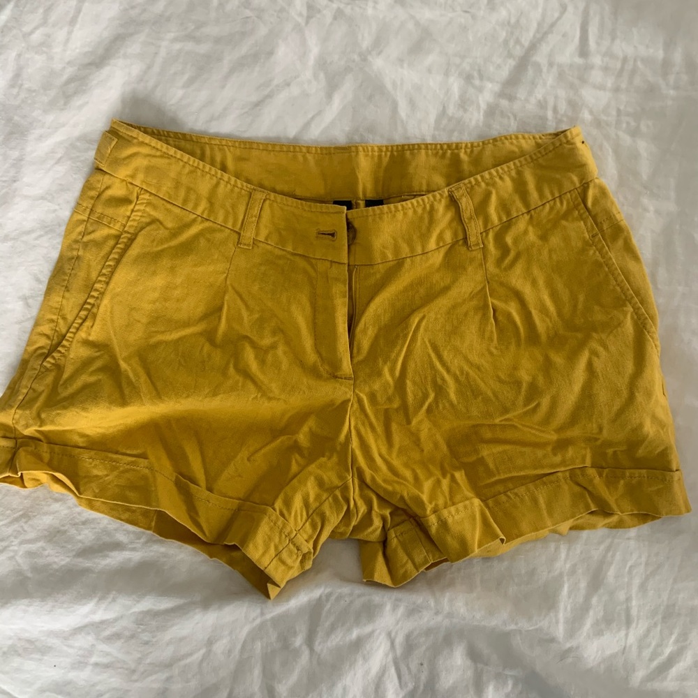 Lightweight linen style cuffed shorts